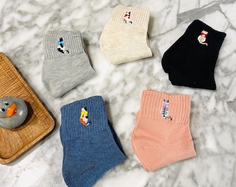 Cute Cat Embroidery Women Socks | Kitten Socks | Casual Socks I Cat owner gift | Friend Gift I Mothers Day Gift