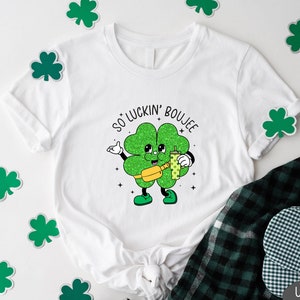 So Luckin Boujee Shirt, Groovy Trendy St Patricks Day T-Shirt, Bougie St Patty&#39;s Day Tee, Gift For Tumbler Coffee Clover,Cute Shamrock Shirt