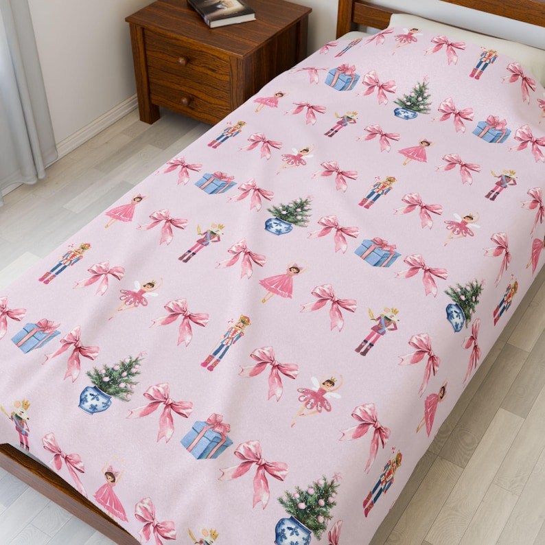 Manta navideña de Cascanueces, bonita manta navideña, regalo de ballet de Cascanueces, regalo de Navidad para amantes del ballet, coqueta manta de Cascanueces imagen 7