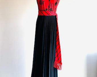 Vintage Alfred Shaheen Maxi Dress: Tropical Hibiscus Print Pleated Gown
