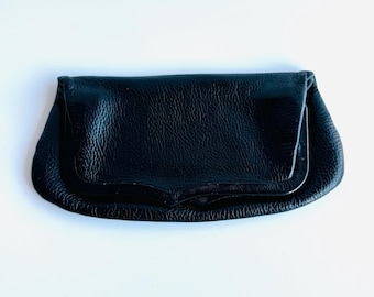 Vintage Etra bag Pebbled Black Leather Folding Frame Clutch