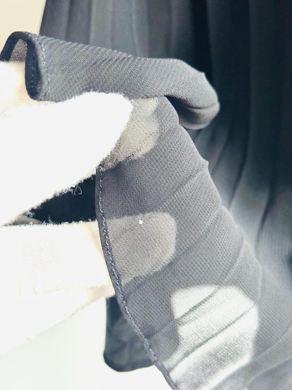 vintage 90s Moschino Cheap and Chic black accordi… - image 5