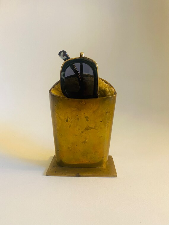 vintage eyeglasses holder Gem