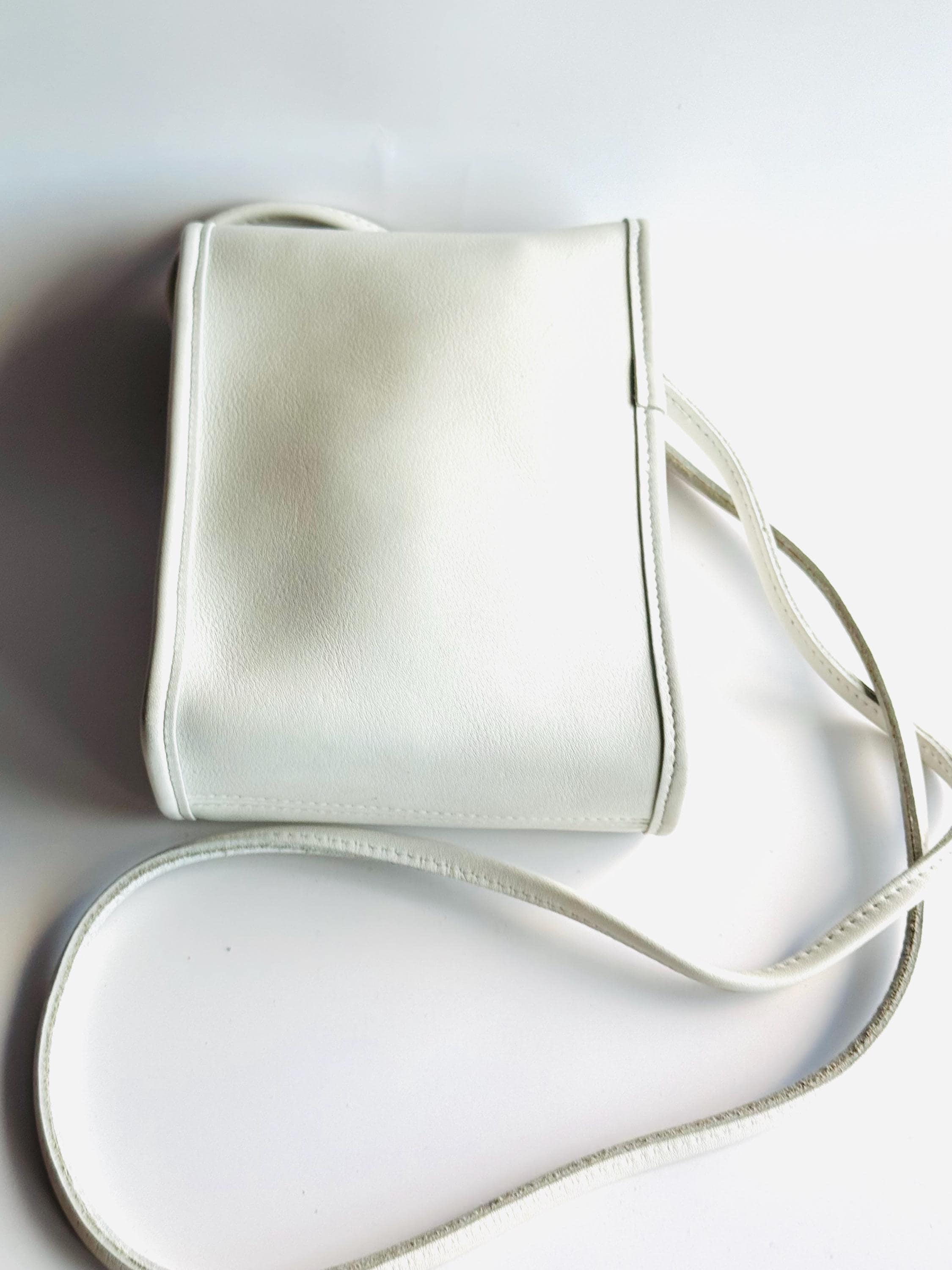 Vintage Coach Scooter Crossbody Bag in Bone White Leather