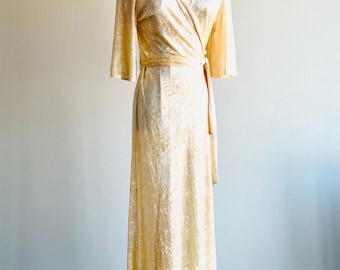 Vintage crushed velvet wrap dress 70s disco flutter sleeves