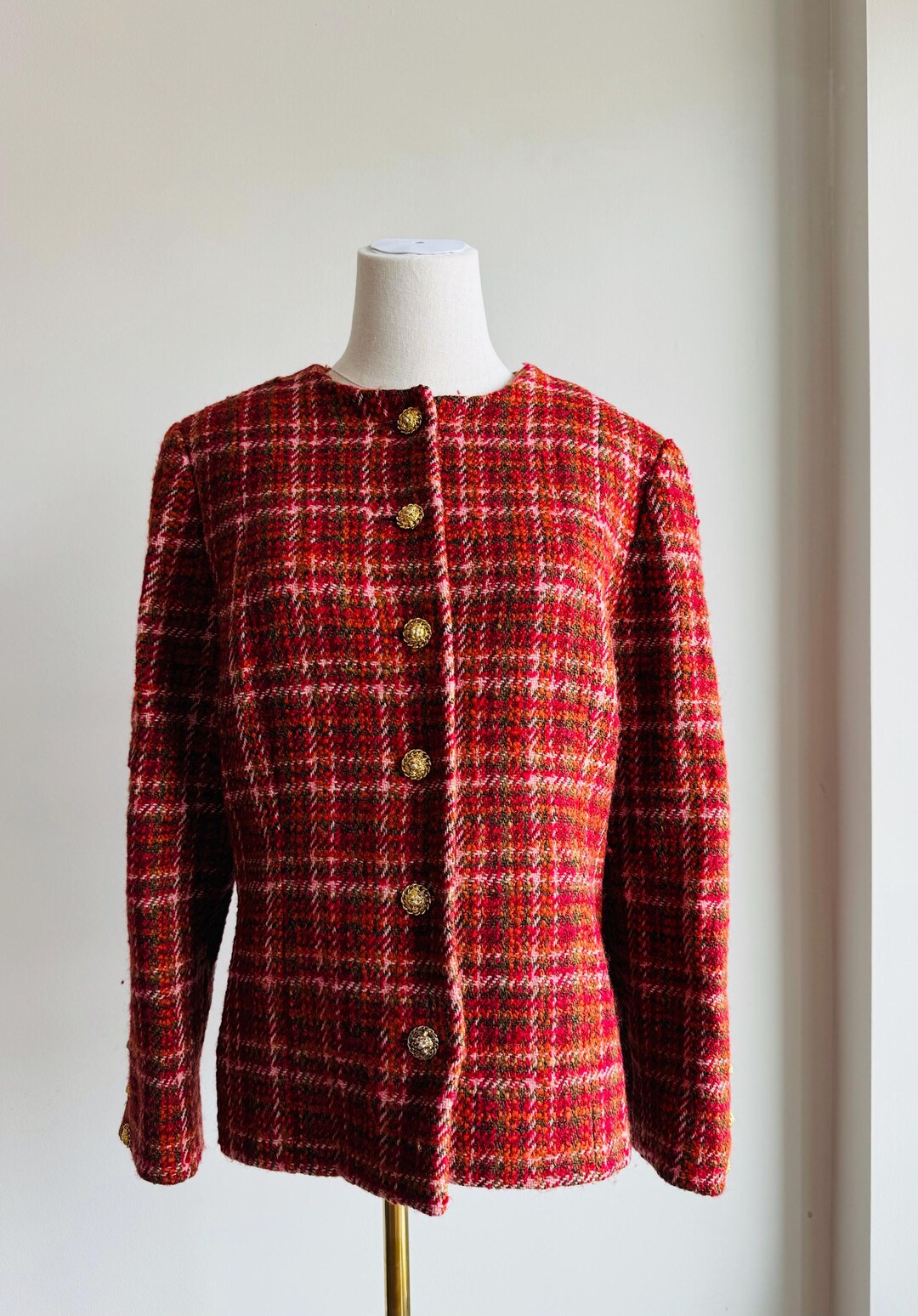 ジャケット Givenchy Short tweed jacket with 4G detail Givenchy Cropped Tweed Jacket | Neutrals | FARFETCH