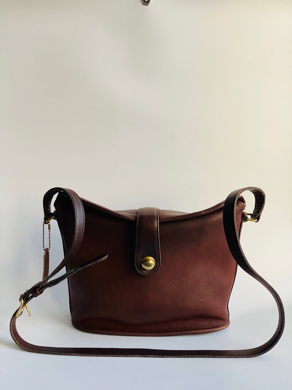 Vintage brown leather Early Coach Legacy Nottingha