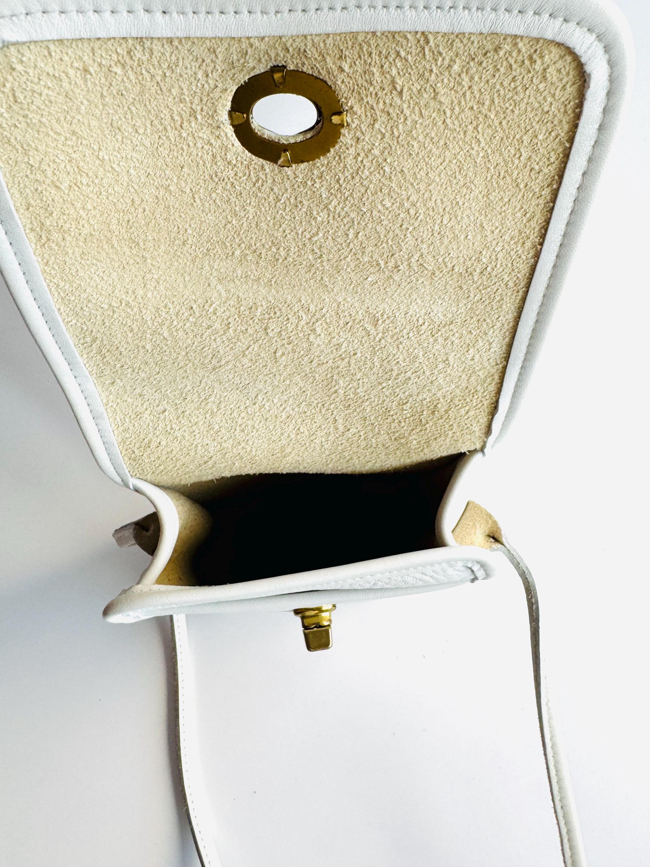 vintage coach old ✨ ivory White bag il_1080xN.6085101350_bzjz.jpg