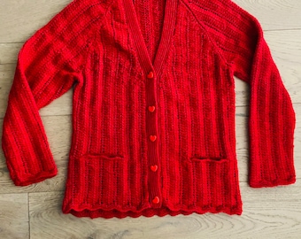 Vintage red knit crochet sweater cardigan sz S Valentines gift heart buttons