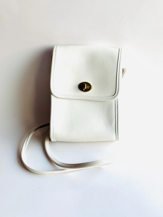 vintage coach old ✨ ivory White bag COACH VINTAGE WHITE GEOMETRIC TOP TURNLOCK MODIFIED SHOULDER