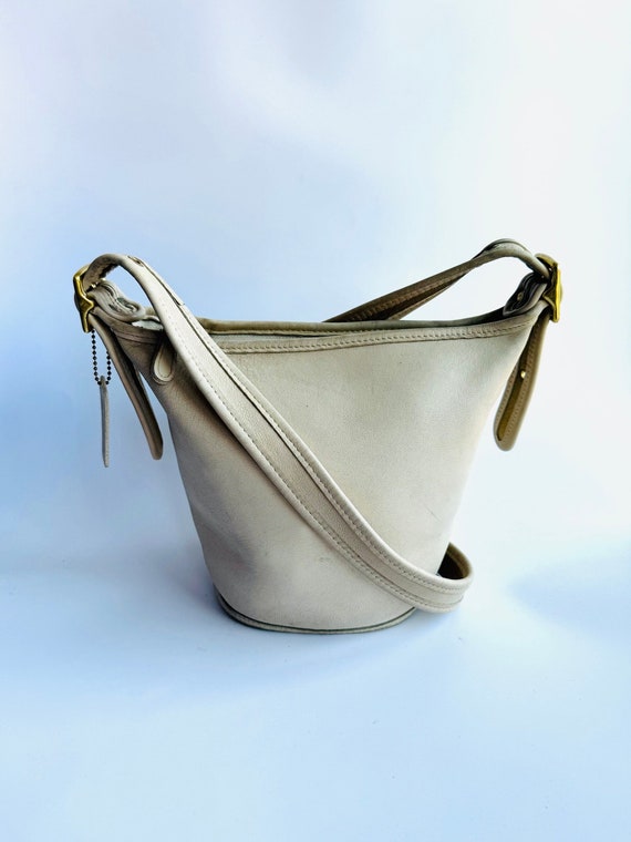 Vintage coach maggie duffle - Gem Vintage coach maggie duffle - Gem