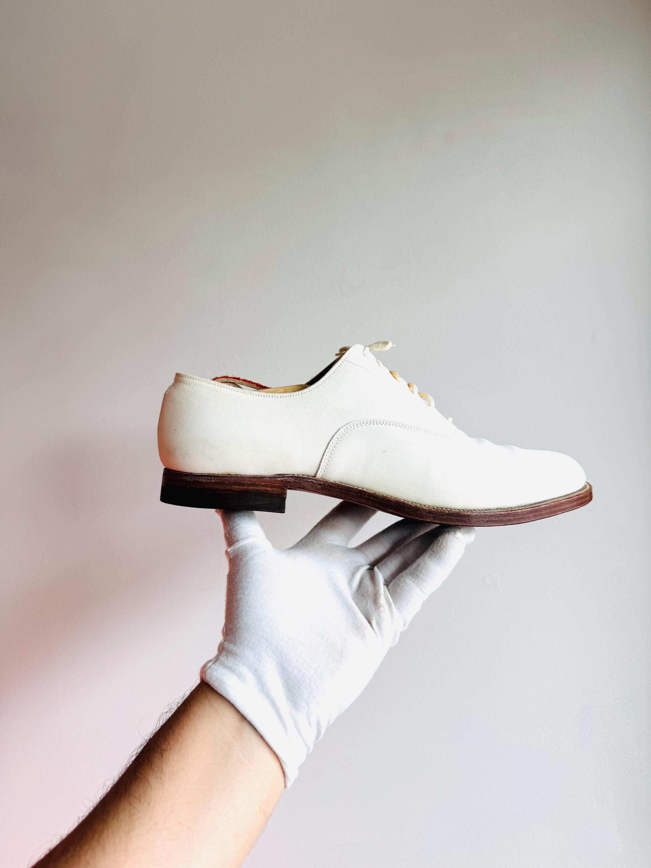 Vintage Regal Buckskin white lace up shoes 40s