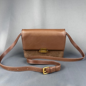 Pre-Owned Yves Saint Lauren Ballechasse Bag