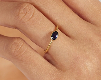 14K Gold Oval Blue Sapphire Ring: Dainty Gemstone Solitaire