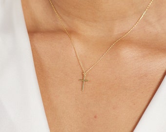 Collar con cruz de oro macizo de 14 quilates / Pequeño colgante religioso