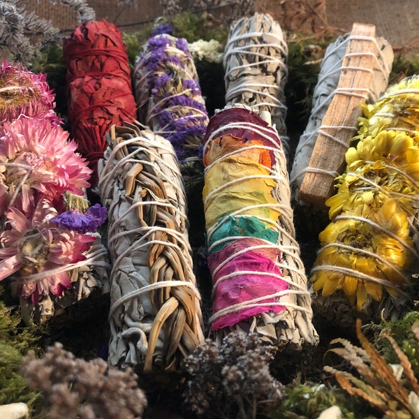 Smudge stick, smudge set, smudging, ritual, ceremony, new moon, full moon, solstice, equinox, meditation, journaling, journal, sage