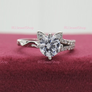 Dainty Diamond Ring, 6.5 mm / 1.60 Ct Round Cut Moissanite Minimalist Ring, Stackable Kitten Cat Ring, Tiny Animal Ring, Engagement Ring
