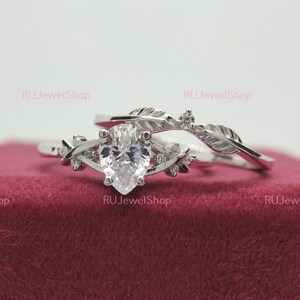 2Ct Pear shaped Moissanite engagement ring set engagement ring white gold Vintage Bridal set Diamond wedding Curved Anniversary Promise ring