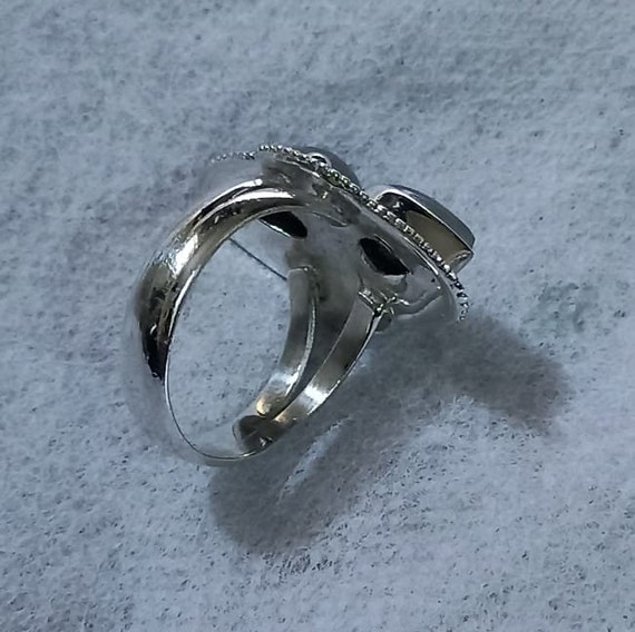Silvar ring design sale