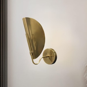 Raw Brass Wall Sconce, Italian Curved Wall Light, Modern Wall sconce, Vanity Light Fixture For Bedroom, Living Room, Kitchen, Entryway