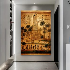Puede incluir: Una ilustraci&oacute;n de estilo vintage que representa una escena del antiguo Egipto. La imagen presenta un alto obelisco con jerogl&iacute;ficos, palmeras y figuras con vestimenta tradicional. El fondo es de un color c&aacute;lido y arenoso.