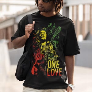 Bob Marley T-Shirt Iconic Reggae Legend Design Perfect Gift for Music Lovers and Fans of Jamaican Culture Stylish and Timeless