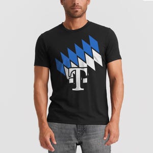 Bayern München Fans T-Shirt - FCB Logo Design - Unisex Football Shirt - Bayern Munich Fan Gift - Mia San Mia - Südkurve