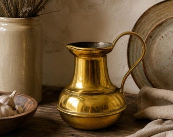 Grote, zware vintage messing kan 1,4 kg | Massief messing kan met handvat 19,5 cm | Handgemaakte patina in Bauhaus-stijl uit het midden van de 20e eeuw