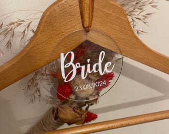 Wedding Hanger Labels, personalised wedding gifting, personalised wedding hanger labels, bridal party accessories, grooms party accessories
