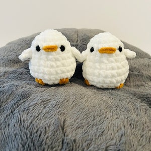 Jouet canard au crochet, peluche douce, canard au crochet kawaii, peluche Amigurumi faite main, cadeau de baby shower doux, cadeau mignon pour les amoureux des animaux