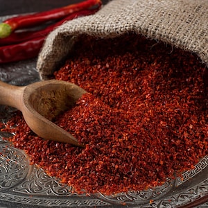Organic Red Hot Chilli Powder, Additive Free Hot Pepper Seasoning, Village Product Authentic Spices, Traditional and Gourmet Red Hot Pepper