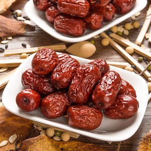 Getrocknete Bio-Jujube, sonnengetrocknet, frisch aus unserem eigenen Garten geerntet, getrocknete Jujube, enthält keine Zusatzstoffe und Konservierungsmittel
