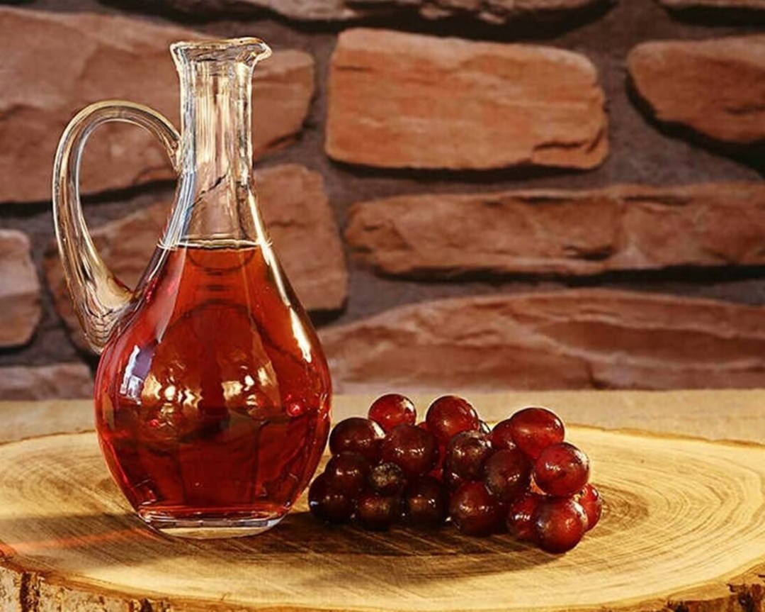 Organic Red Grape Vinegar, Homemade Pure Red Grape Vinegar, Village