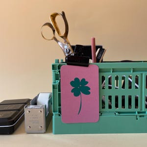 Kleeblatt Glückwunschkarte / Geschenkanhänger / Kleine Aufmerksamkeit / Gute Besserung / minimalistische Karte / Vierblättriges Kleeblatt