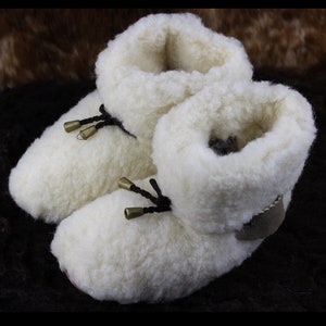 100% Natural SHEEP WOOL cozy Slippers woman non slip sole handmade warm high quality