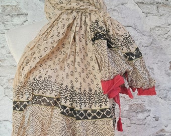 Damenschal Baumwolle beige rot mit Quasten 100 x 180 cm