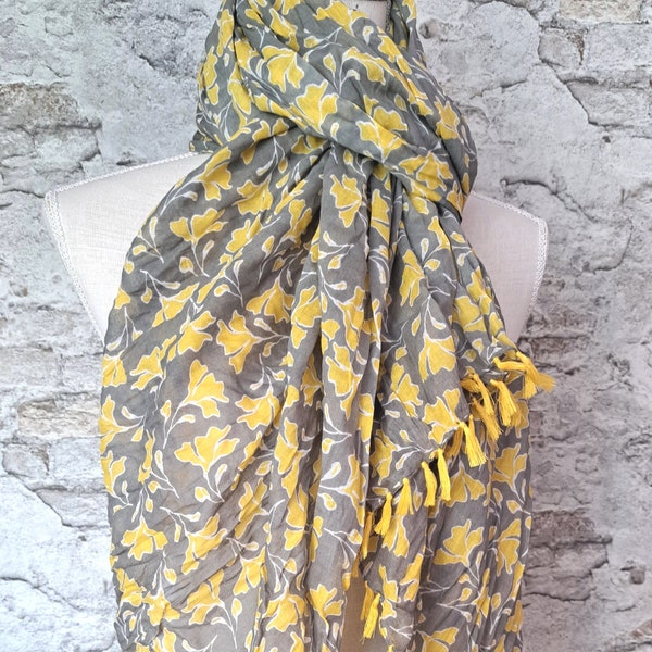 Leichter Baumwolle Damenschal Quasten gelb grau Blockprint Handgefärbt 100 x 180 cm