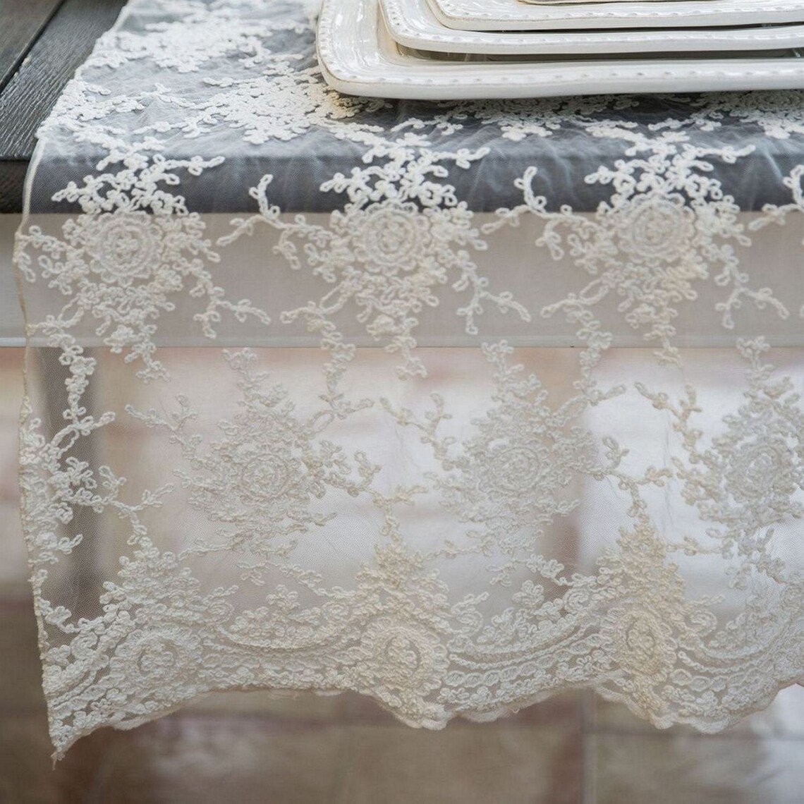 Handarbeit edler Tischläufer aus italienischer Spitze OFFWHITE 70 x 160 ...