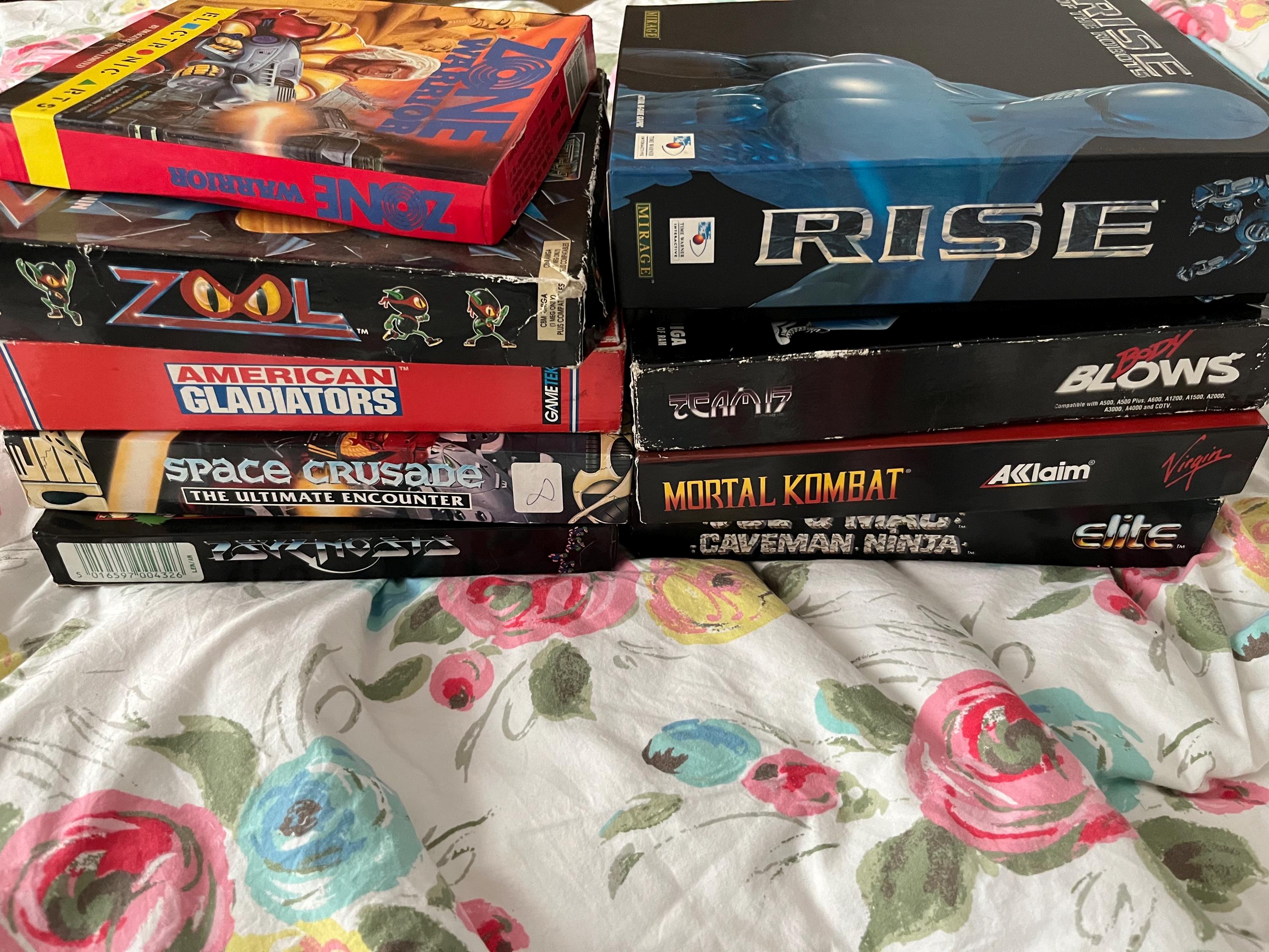 Amiga 500+ Commodore - Complet, Fonctionnel, Boîte D'origine (parfait état)