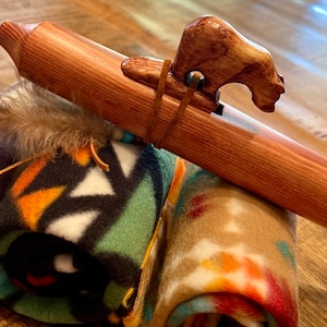 Jonah Thompson Native American BEAR Flute with Fleece Flute Bag