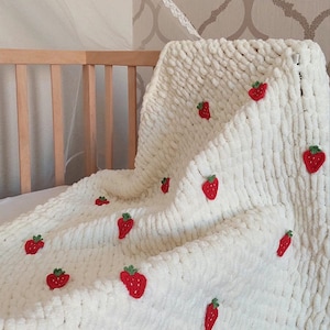 handmade soft strawberry cute baby blanket knitted gift blanket