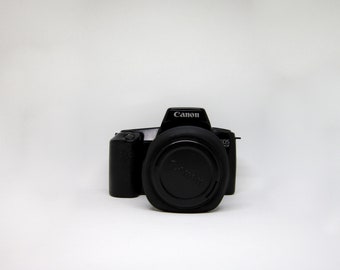 Vintage, Canon EOS1000F - Analog Vintage SLR 35mm Film Camera