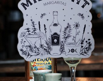 Sticker middernacht Margaritas | Sticker Witchy-cocktail | Sticker Halloween Margarita | Tequila-liefhebbercadeau | Sticker spookachtige drank | Gotische bar
