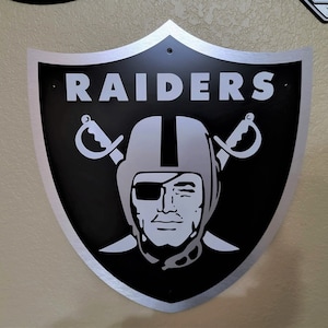 RAIDERS shield wall décor