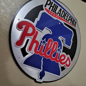 Hand crafted round Phillies themed wall décor.