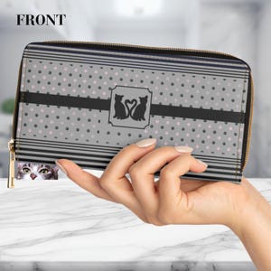 Cartera con cremallera negra y gris para mujeres amantes de los gatos. Clásica con un toque de diversión felina. Gran idea de regalo para una hermana, hija, abuela o amiga.