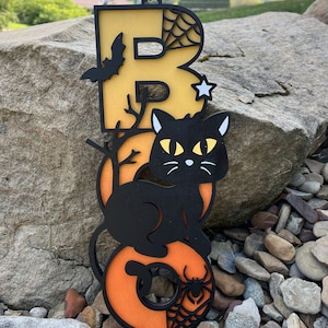 Boo! Halloween Door Sign / Halloween Decor / Fall Decor / Black Cat Spooky Cat