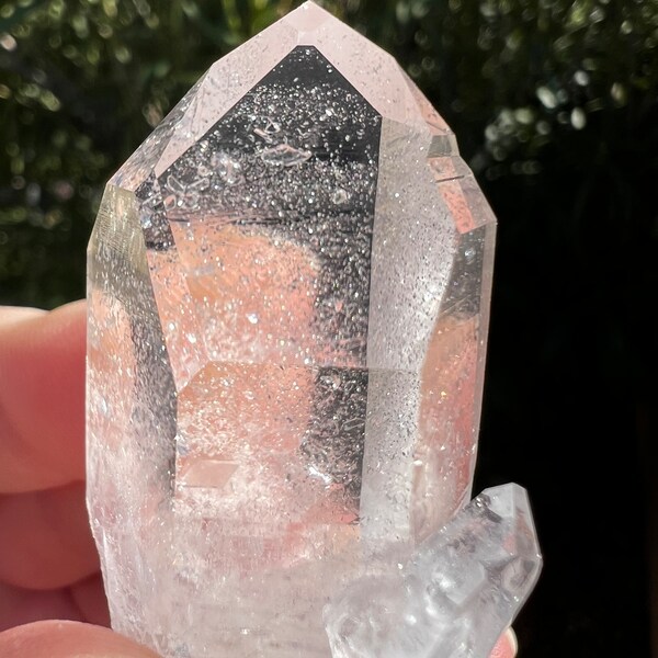 Arkansas Clear Quartz Point | Intense Clearity | Top Quality Clear Quartz Cluster | Rainbow Inclusions | Amazing Drusy Crystals on Backside
