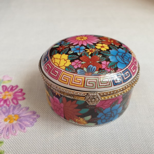 Boîte à bijoux ronde en porcelaine à motif de fleurs pour toutes les occasions, cadeau parfait ou accessoire de décoration de table