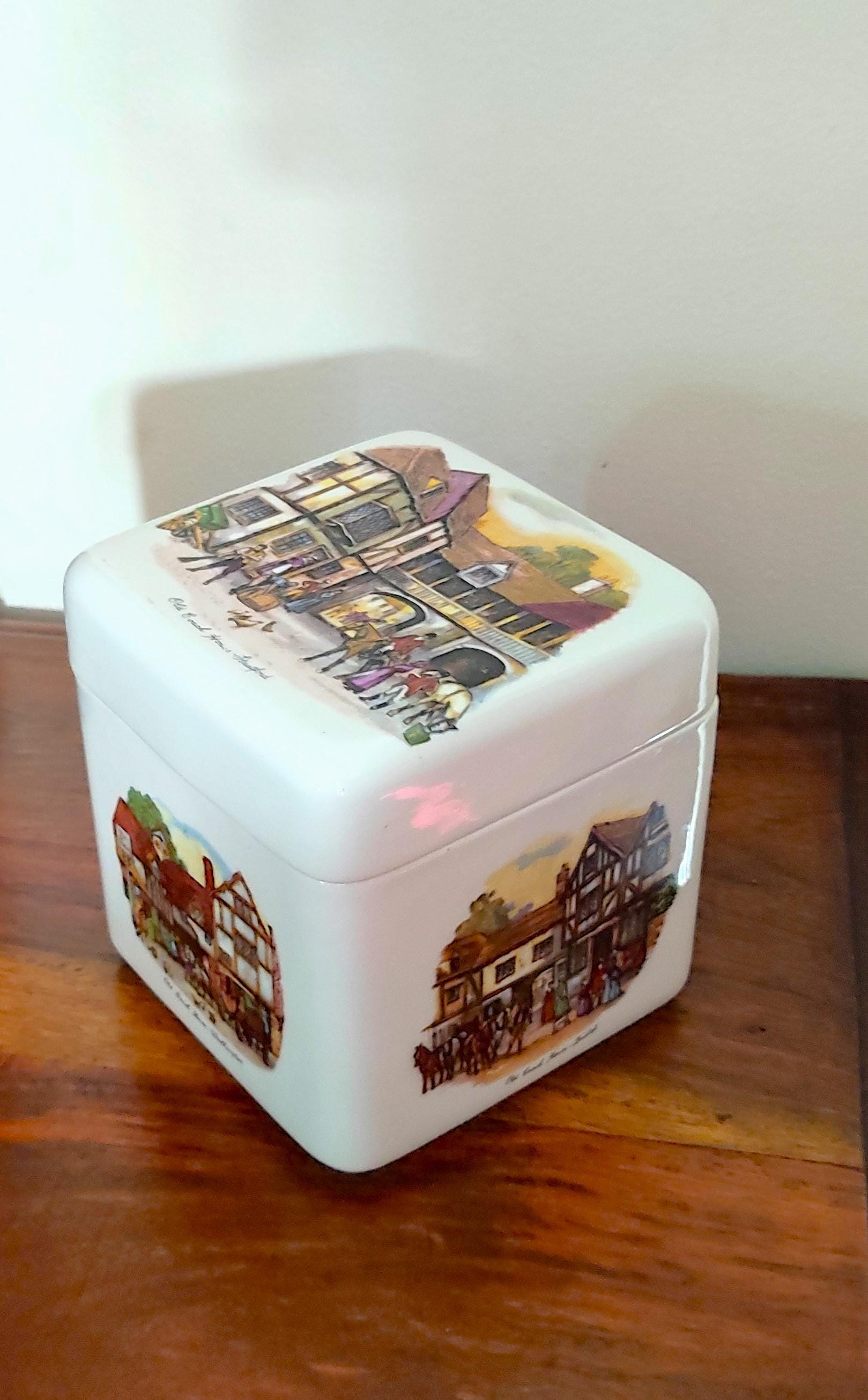 Ringtons tea caddy - Etsy 日本